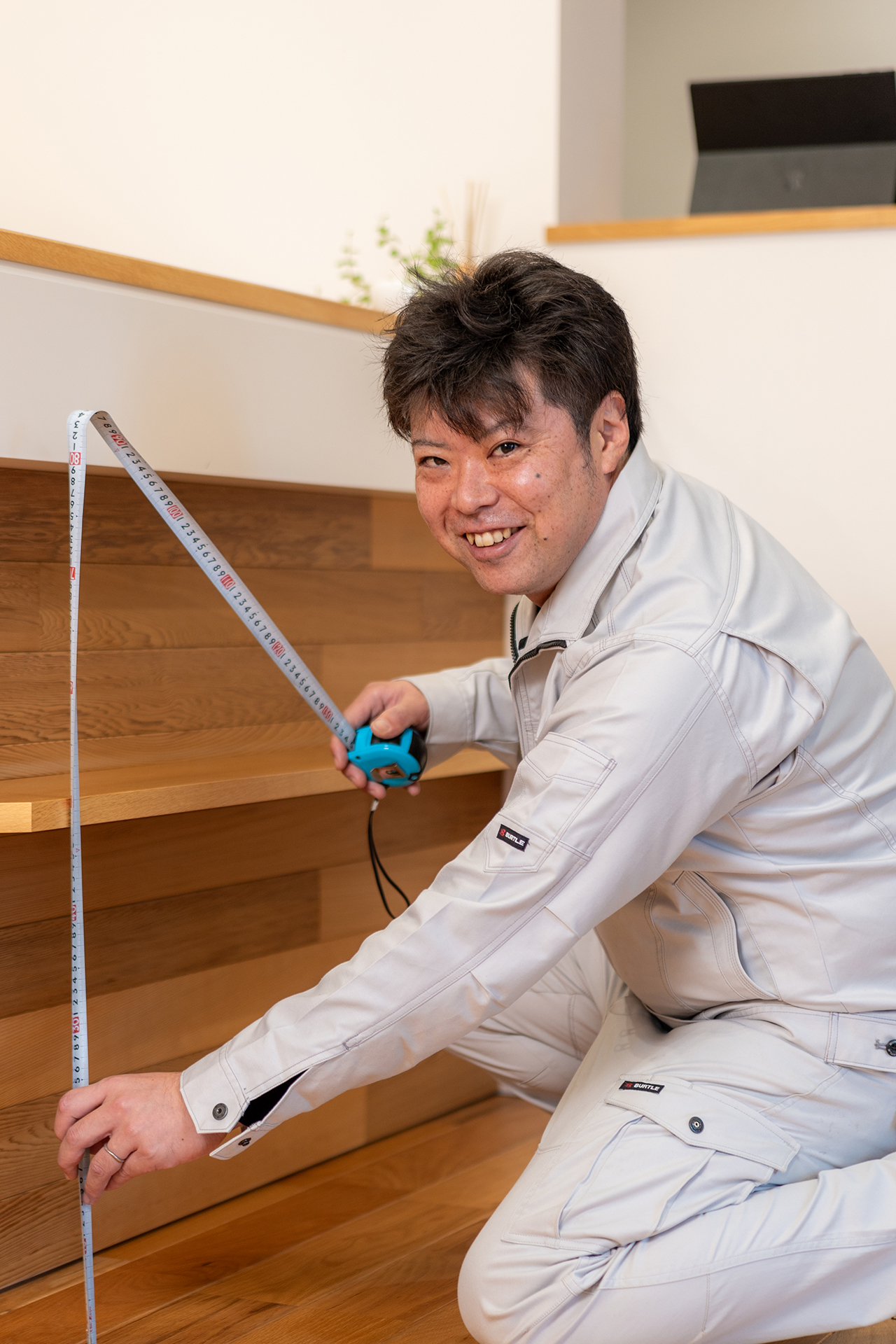 設計アシスタントの下